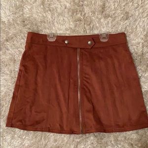 Suede Zip-up Skirt
